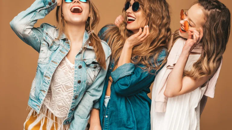 Women's Fashion